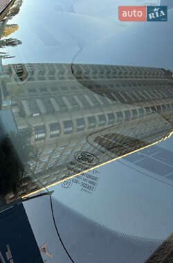 Внедорожник / Кроссовер Ford Kuga 2012 в 