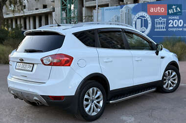 Внедорожник / Кроссовер Ford Kuga 2012 в 