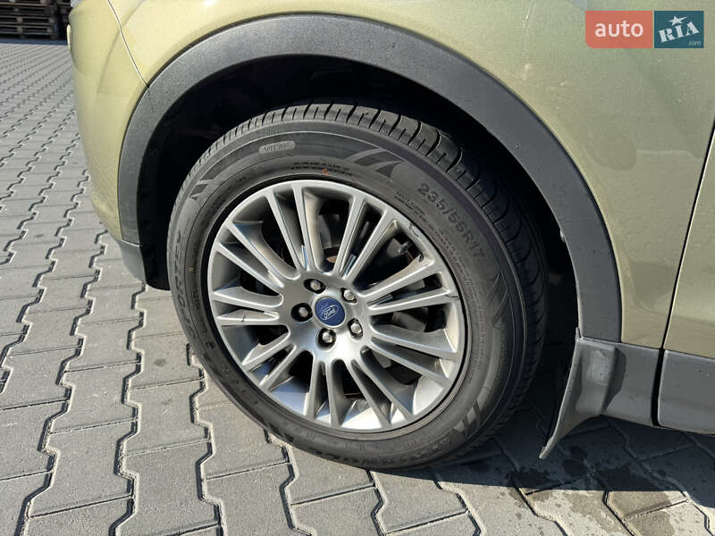 Внедорожник / Кроссовер Ford Kuga 2013 в Виннице