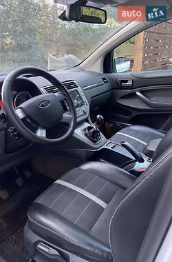 Внедорожник / Кроссовер Ford Kuga 2010 в 