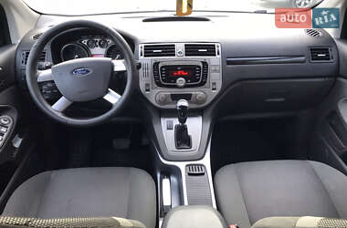 Внедорожник / Кроссовер Ford Kuga 2011 в 