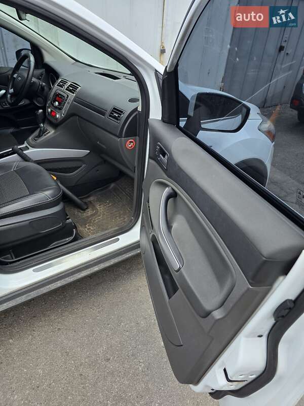 Внедорожник / Кроссовер Ford Kuga 2010 в Киеве фото 15 Внедорожник / Кроссовер Ford Kuga 2010 в Киеве