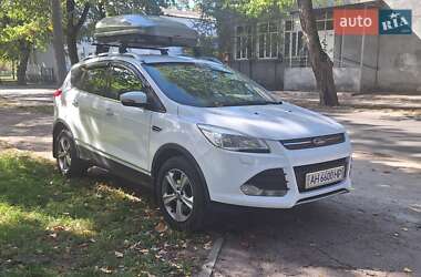 Внедорожник / Кроссовер Ford Kuga 2015 в 