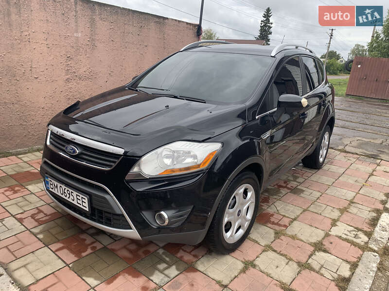 Внедорожник / Кроссовер Ford Kuga 2011 в 