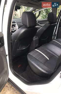 Позашляховик / Кросовер Ford Kuga 2010 в 