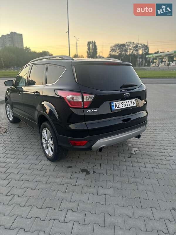 Внедорожник / Кроссовер Ford Kuga 2018 в Харькове