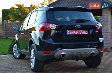 Внедорожник / Кроссовер Ford Kuga 2009 в 