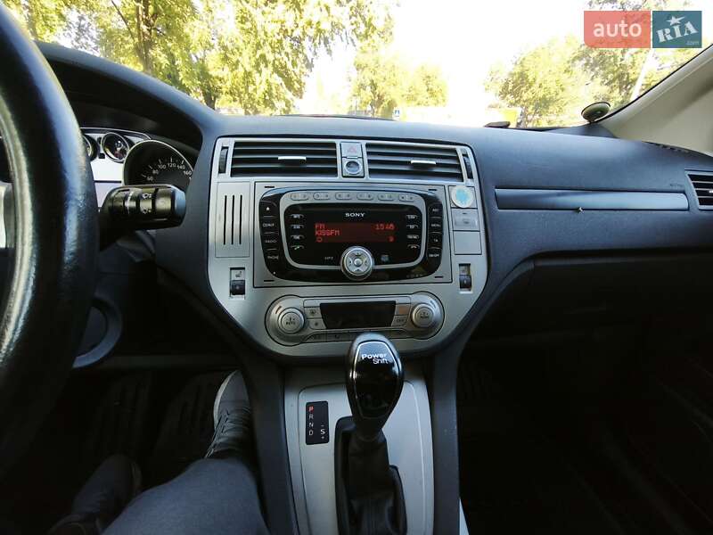 Внедорожник / Кроссовер Ford Kuga 2012 в Киеве