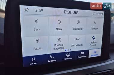 Внедорожник / Кроссовер Ford Kuga 2022 в 