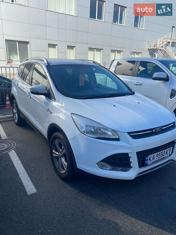 Внедорожник / Кроссовер Ford Kuga 2013 в Киеве