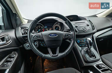 Внедорожник / Кроссовер Ford Kuga 2018 в 