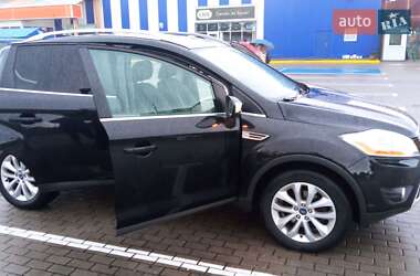 Внедорожник / Кроссовер Ford Kuga 2010 в 
