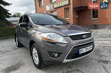 Внедорожник / Кроссовер Ford Kuga 2011 в 
