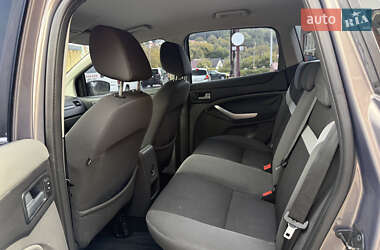 Внедорожник / Кроссовер Ford Kuga 2011 в 