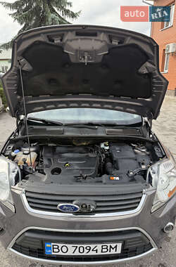 Внедорожник / Кроссовер Ford Kuga 2011 в 