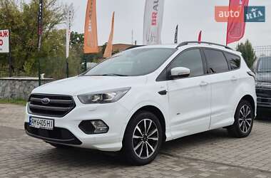 Позашляховик / Кросовер Ford Kuga 2017 в Бердичеві