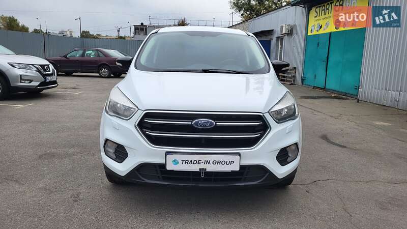 Внедорожник / Кроссовер Ford Kuga 2017 в Киеве