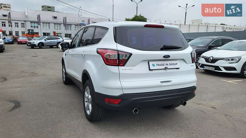 Внедорожник / Кроссовер Ford Kuga 2017 в Киеве