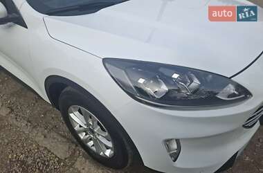 Ford Kuga 2021
