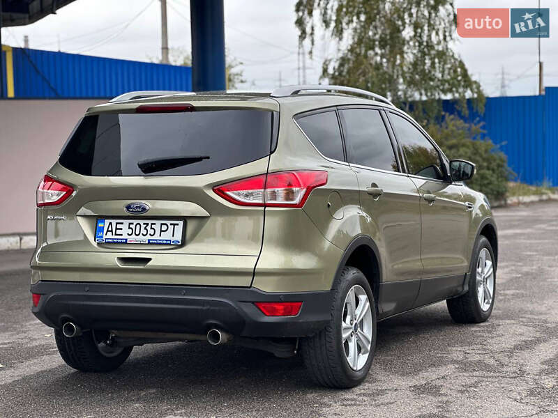 Внедорожник / Кроссовер Ford Kuga 2013 в Днепре