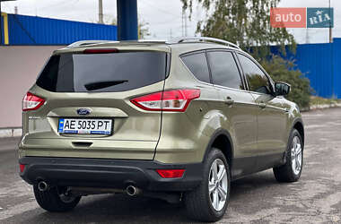 Внедорожник / Кроссовер Ford Kuga 2013 в 