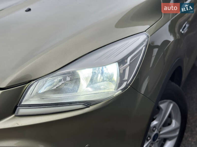 Внедорожник / Кроссовер Ford Kuga 2013 в Днепре