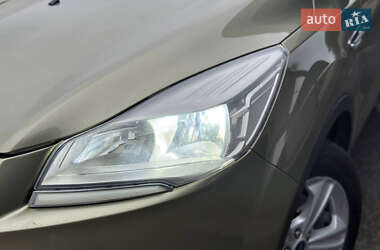 Внедорожник / Кроссовер Ford Kuga 2013 в 