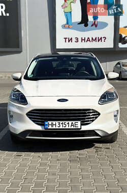 Внедорожник / Кроссовер Ford Kuga 2021 в Одессе