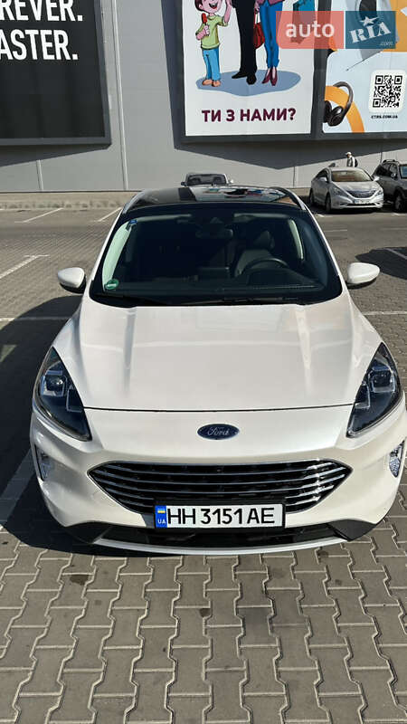 Внедорожник / Кроссовер Ford Kuga 2021 в Одессе