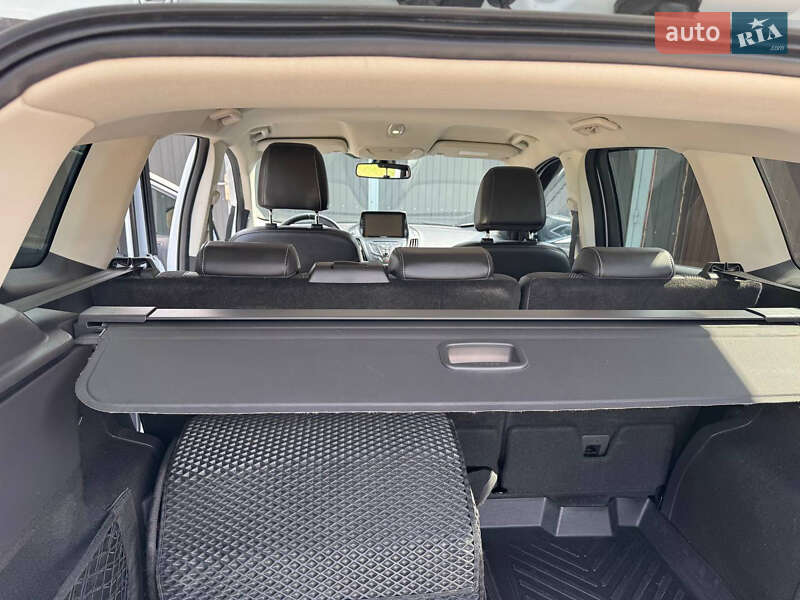 Внедорожник / Кроссовер Ford Kuga 2013 в Запорожье