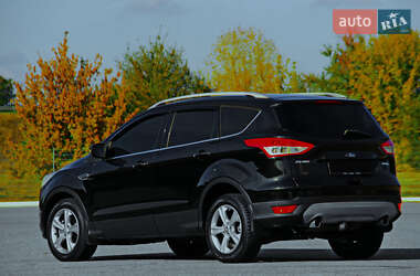 Внедорожник / Кроссовер Ford Kuga 2014 в 