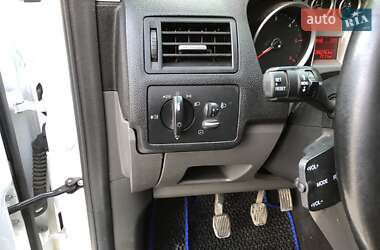 Внедорожник / Кроссовер Ford Kuga 2013 в 