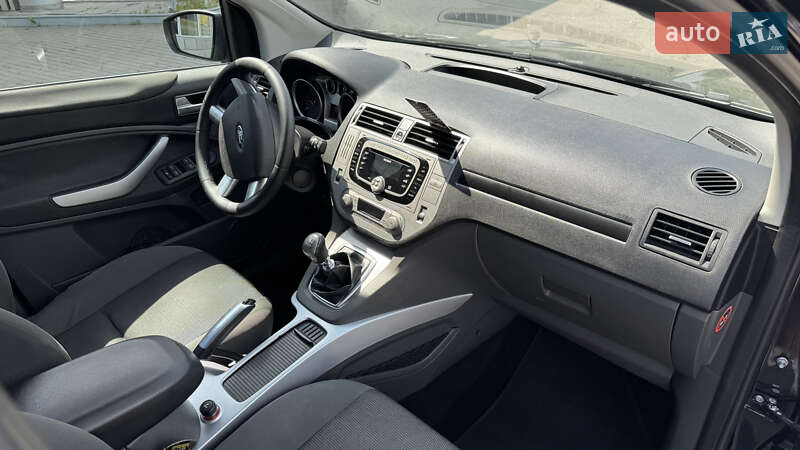 Внедорожник / Кроссовер Ford Kuga 2012 в Харькове