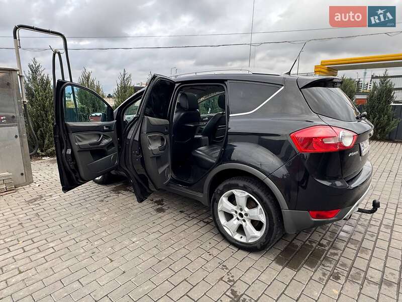 Внедорожник / Кроссовер Ford Kuga 2008 в Ровно