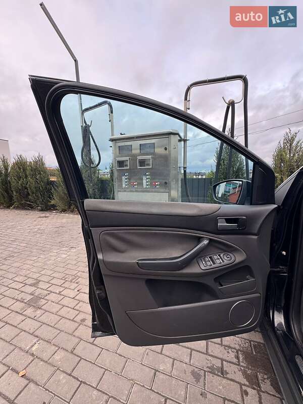Внедорожник / Кроссовер Ford Kuga 2008 в Ровно