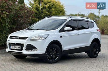 Внедорожник / Кроссовер Ford Kuga 2013 в 