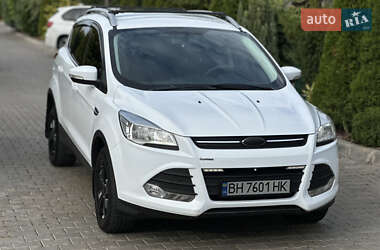 Внедорожник / Кроссовер Ford Kuga 2013 в 