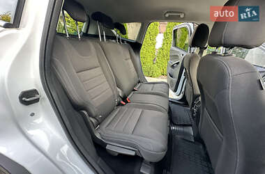 Внедорожник / Кроссовер Ford Kuga 2013 в 
