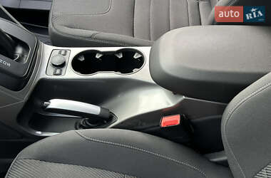 Внедорожник / Кроссовер Ford Kuga 2013 в 