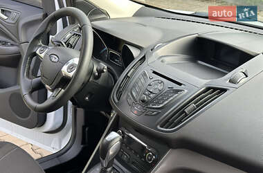 Внедорожник / Кроссовер Ford Kuga 2013 в 