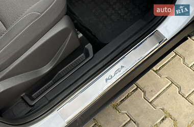 Внедорожник / Кроссовер Ford Kuga 2013 в 