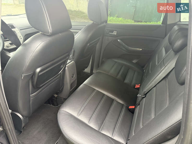 Внедорожник / Кроссовер Ford Kuga 2011 в Борщеве