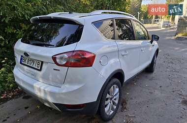 Позашляховик / Кросовер Ford Kuga 2010 в  фото 7 Позашляховик / Кросовер Ford Kuga 2010 в