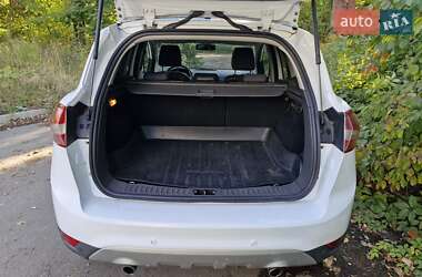 Позашляховик / Кросовер Ford Kuga 2010 в  фото 14 Позашляховик / Кросовер Ford Kuga 2010 в
