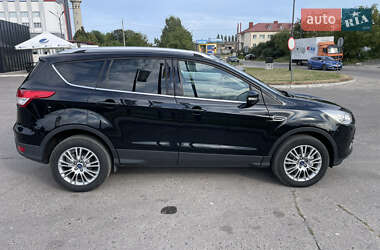 Внедорожник / Кроссовер Ford Kuga 2014 в 