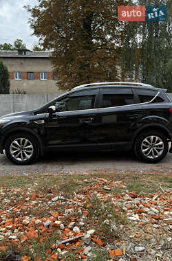 Позашляховик / Кросовер Ford Kuga 2011 в 