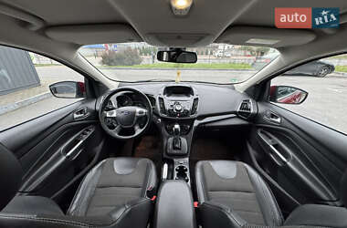 Внедорожник / Кроссовер Ford Kuga 2015 в 