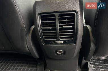 Внедорожник / Кроссовер Ford Kuga 2015 в 
