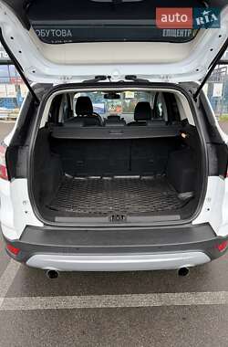 Внедорожник / Кроссовер Ford Kuga 2019 в 
