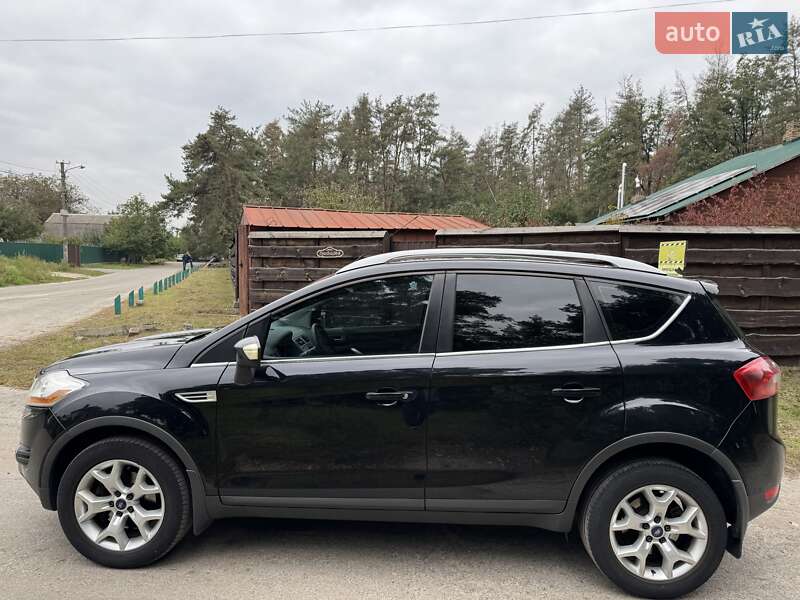 Внедорожник / Кроссовер Ford Kuga 2010 в Киеве